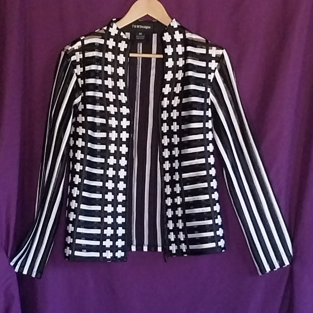 T&J Designs Black and White Geometric Blazer